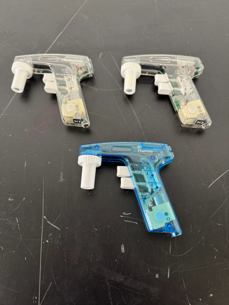 Image of Thermo Scientific S1 Pipet Fillers - Quantity 3